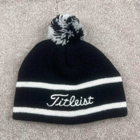 Titleist Black And White Pom Pom Beanie/Stocking Cap ~ Keep Head Warm Golfing - Picture 1 of 3